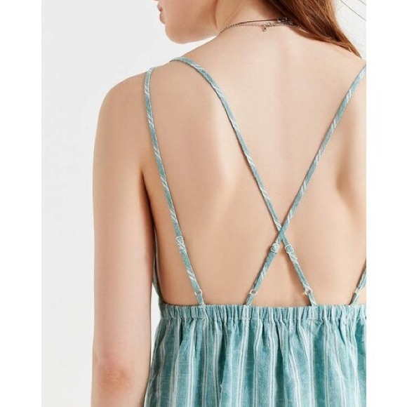 Urban Outfitters Breezy Plunging Linen Mini Dress, adjustable straps. Size Large - Picture 2 of 5